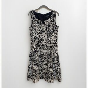 Adrianna Papell Black White Floral Sleeveless Dress Pleated Lined‎